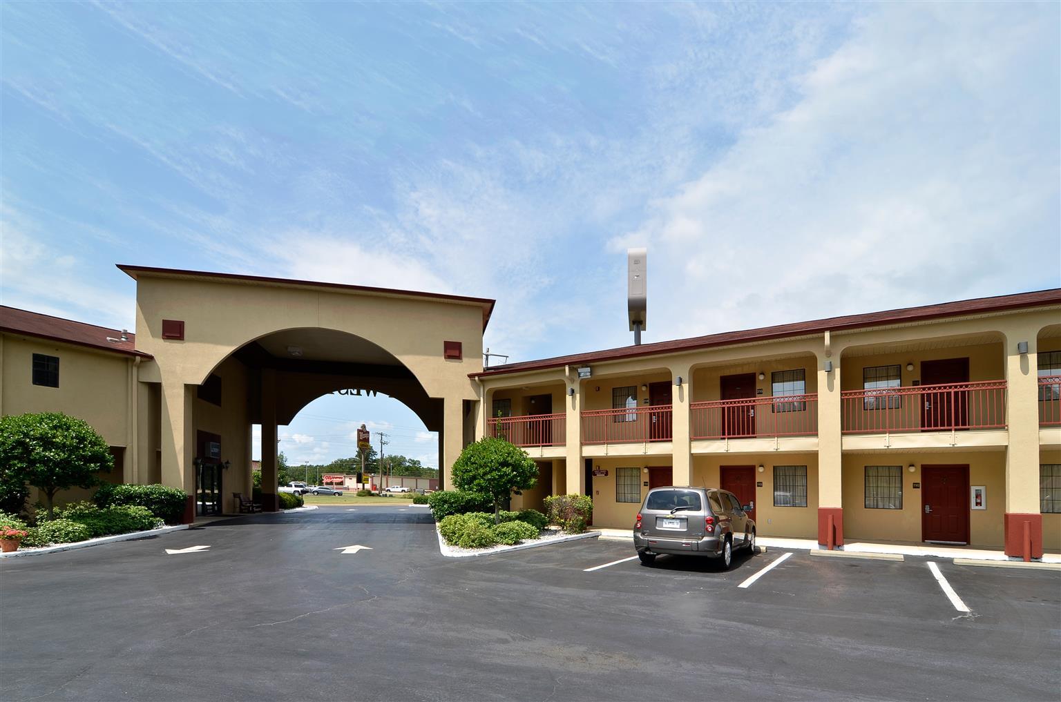 Red Roof Inn & Suites Jackson - Richland Bagian luar foto