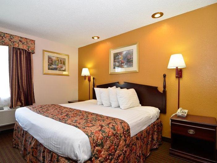 Red Roof Inn & Suites Jackson - Richland Bagian luar foto