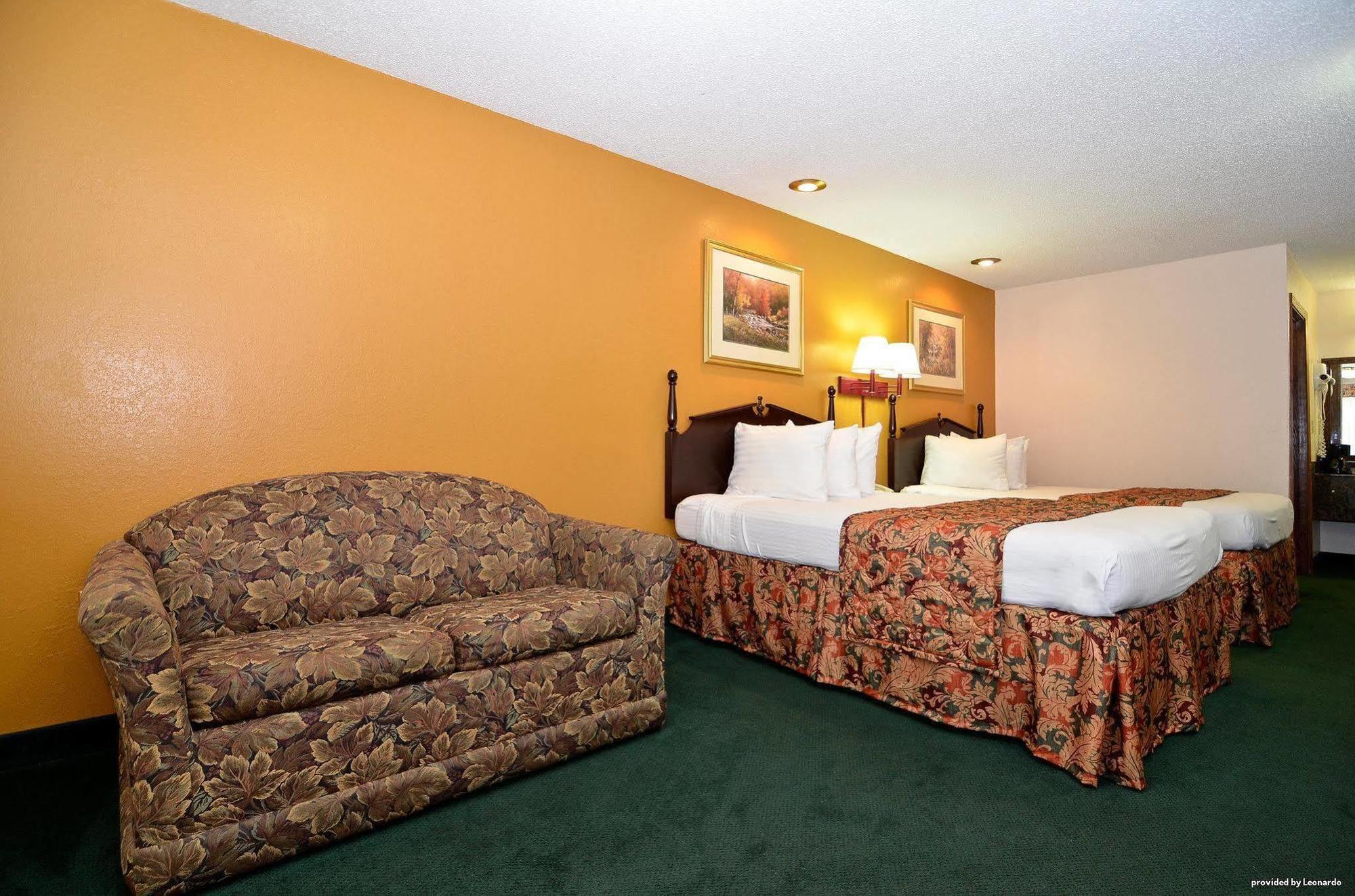 Red Roof Inn & Suites Jackson - Richland Bagian luar foto