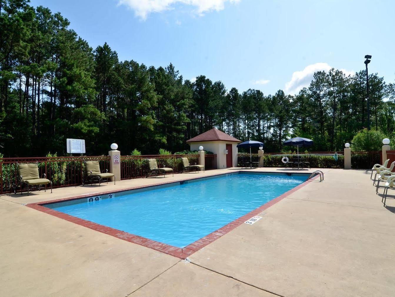 Red Roof Inn & Suites Jackson - Richland Bagian luar foto